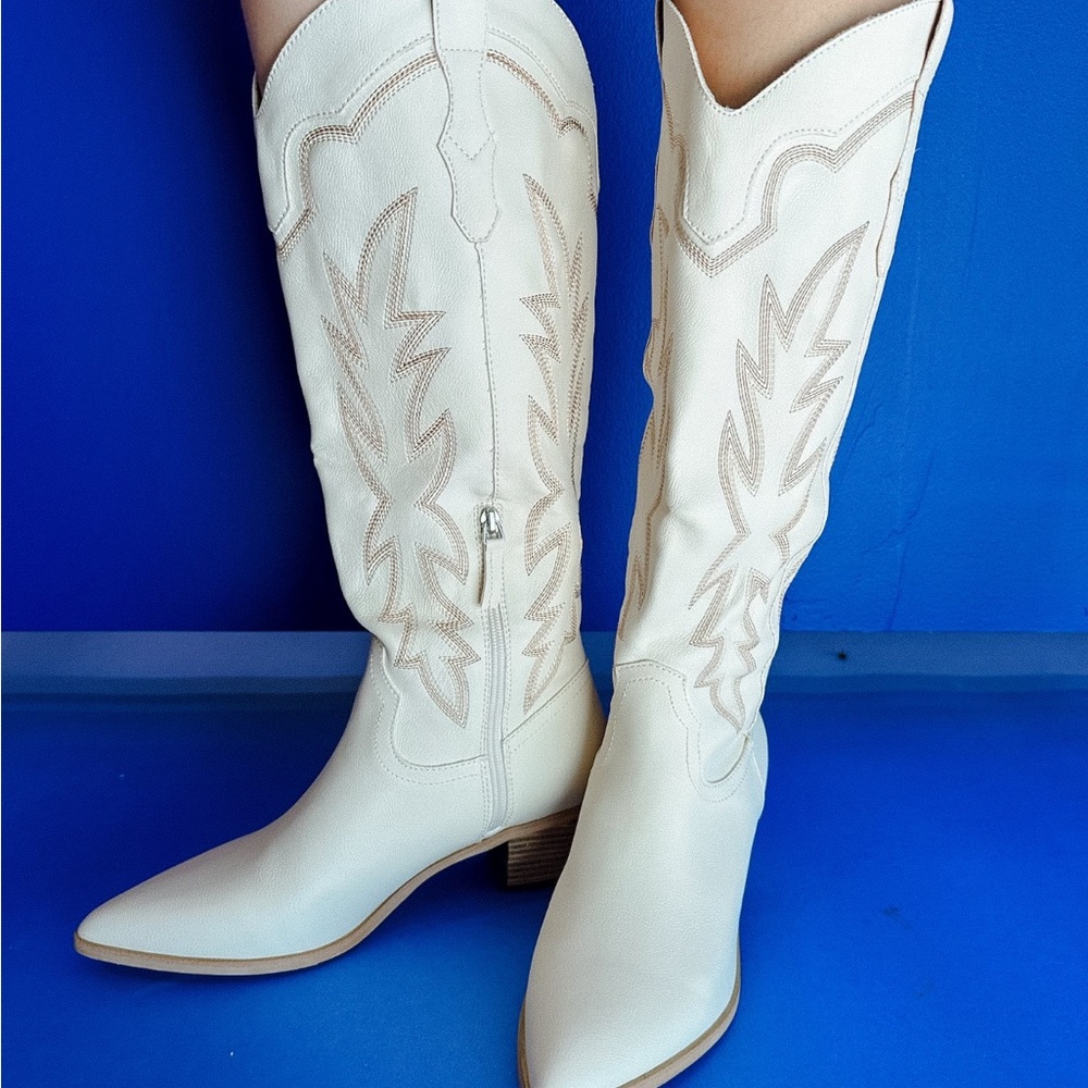 Cute western cowgirl tall boots